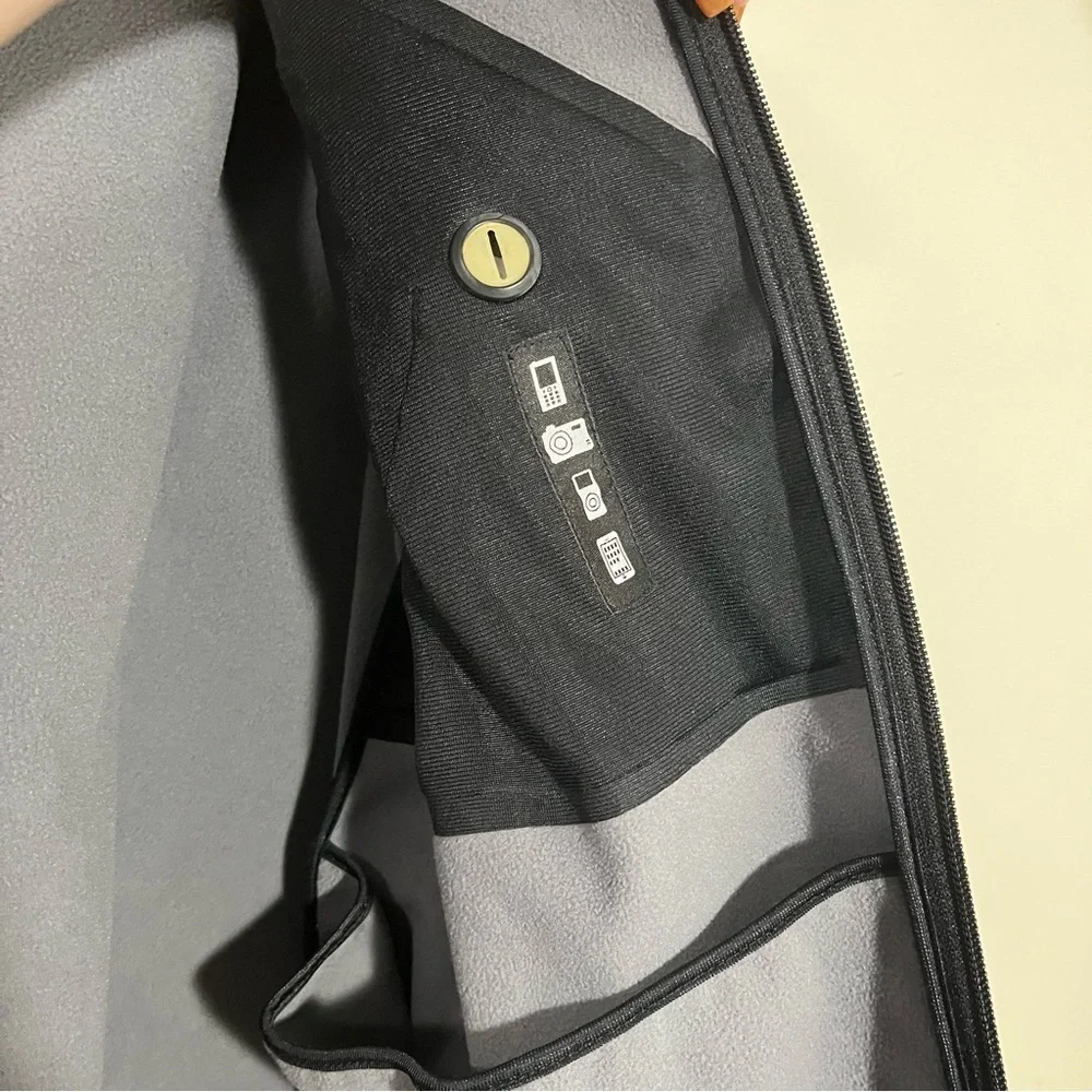 Vintage Nike Grey Tag Custom Softshell Training Jacket Size XL 2000s Tech Pouch - Picture 7 of 10